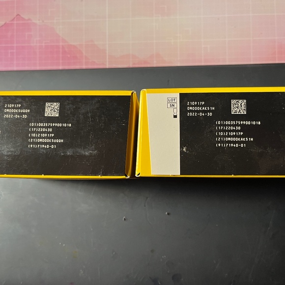 NWOT (2) FreeStyle Libre Sensor Monitoring System & (1) Libre 2 Reader - Picture 7 of 8